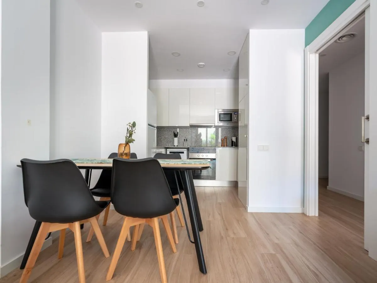 Limehome Barcelona Carrer De Besalu 90 - Estancia Temporal アパート