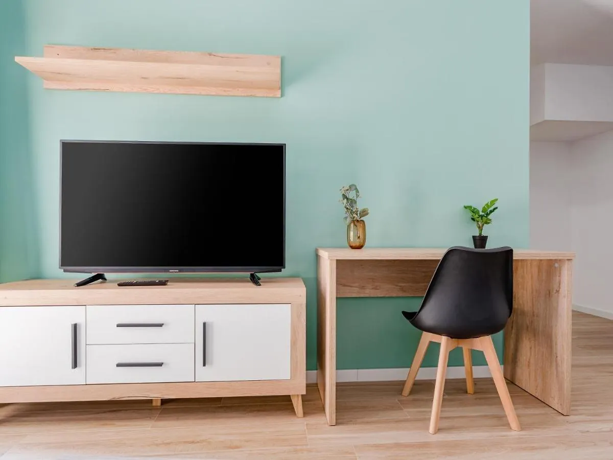 Apartment Limehome Barcelona Carrer De Besalu 90 - Estancia Temporal Spain