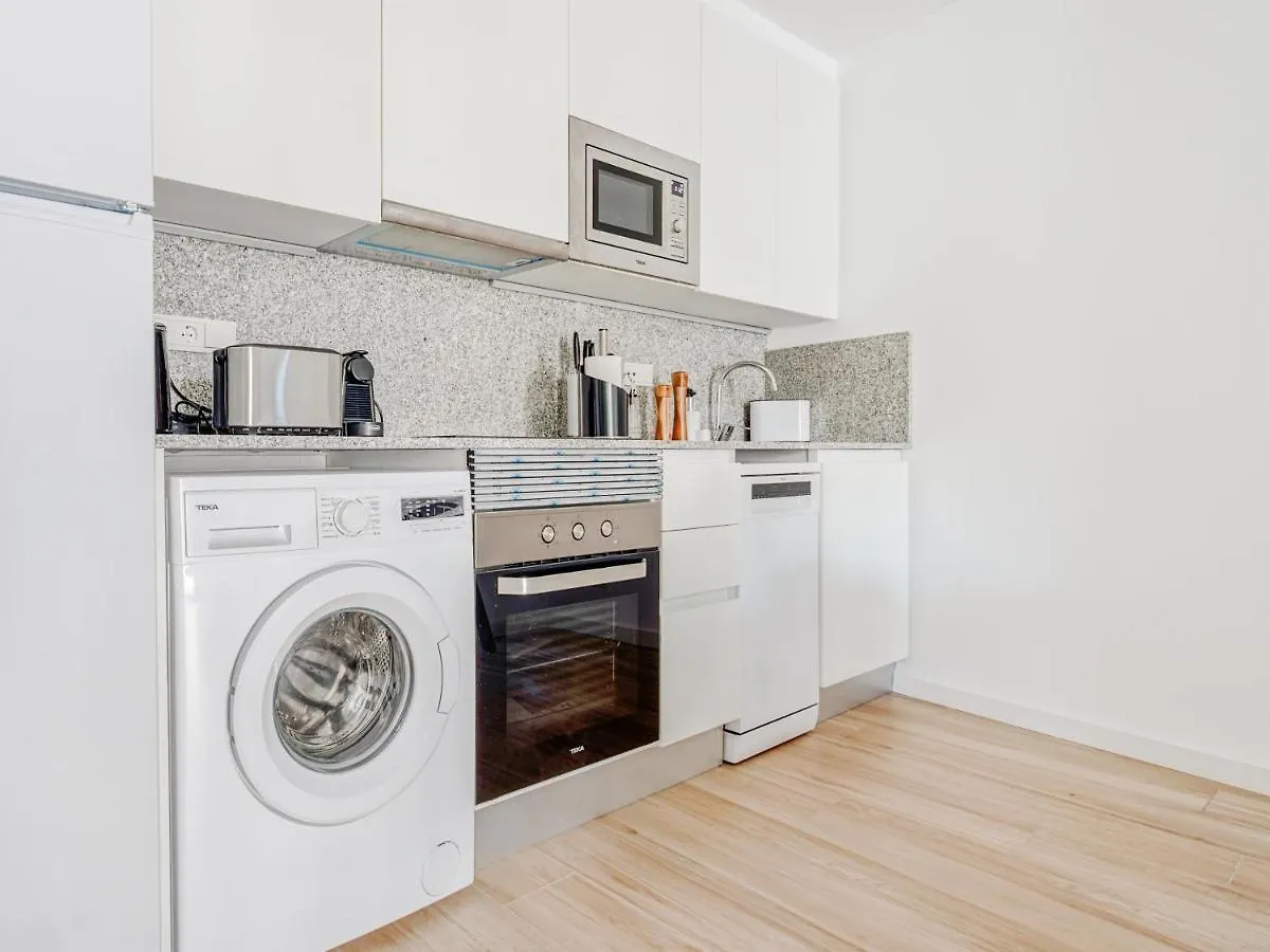 Апартаменты Limehome Barcelona Carrer De Besalu 90 - Estancia Temporal